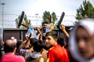 مدت زمان بررسی درخواست مهاجرت به سوئد از طریق پناهندگی